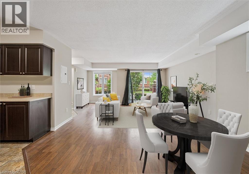 Row / Townhouse for Sale in 43 HAYS Boulevard Unit# 4|Oakville, Ontario L6H0J1 5