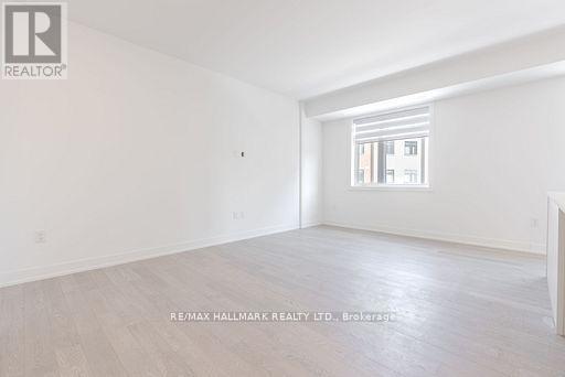 Row / Townhouse for Sale in 216 - 1085 DOUGLAS MCCURDY COMMON|Mississauga (Lakeview), Ontario L5G4B1 5