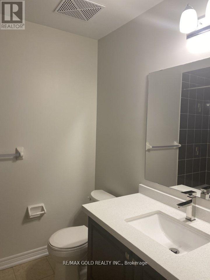 Row / Townhouse for Sale in 205 - 276 GATWICK DRIVE|Oakville (RO River Oaks), Ontario L6H7K3 5