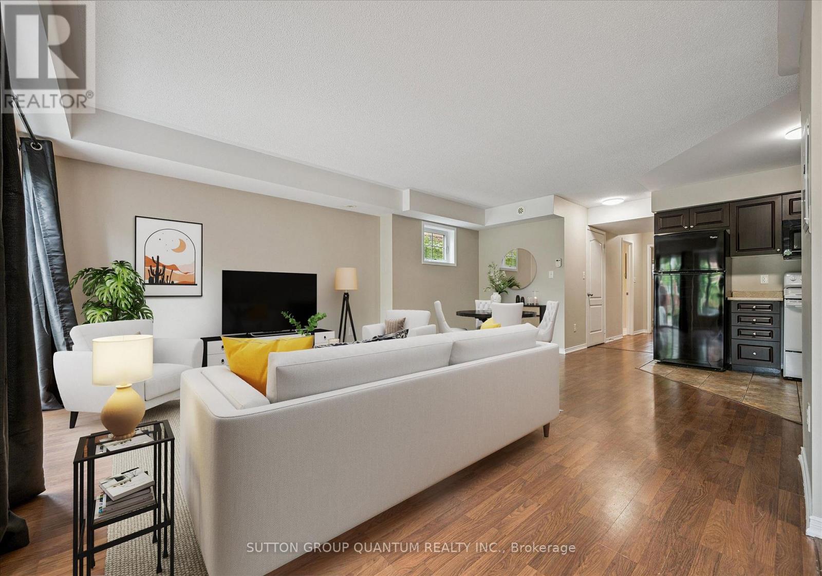 Row / Townhouse for Sale in 4 - 43 HAYS BOULEVARD|Oakville (RO River Oaks), Ontario L6H0J1 4