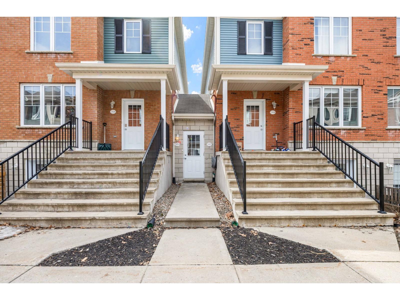 2322 Av. de la Gare, Mascouche, Quebec J7K0N8