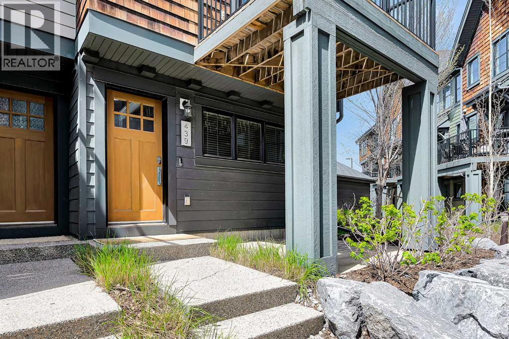Row / Townhouse for Sale in 439 Ascot Circle SW|Calgary, Alberta T3H0X3 3