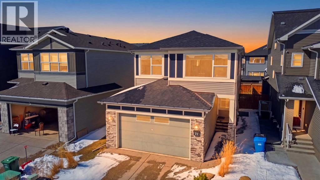 House for Sale in 21 SAVANNA Green NE|Calgary, Alberta T3J0V9