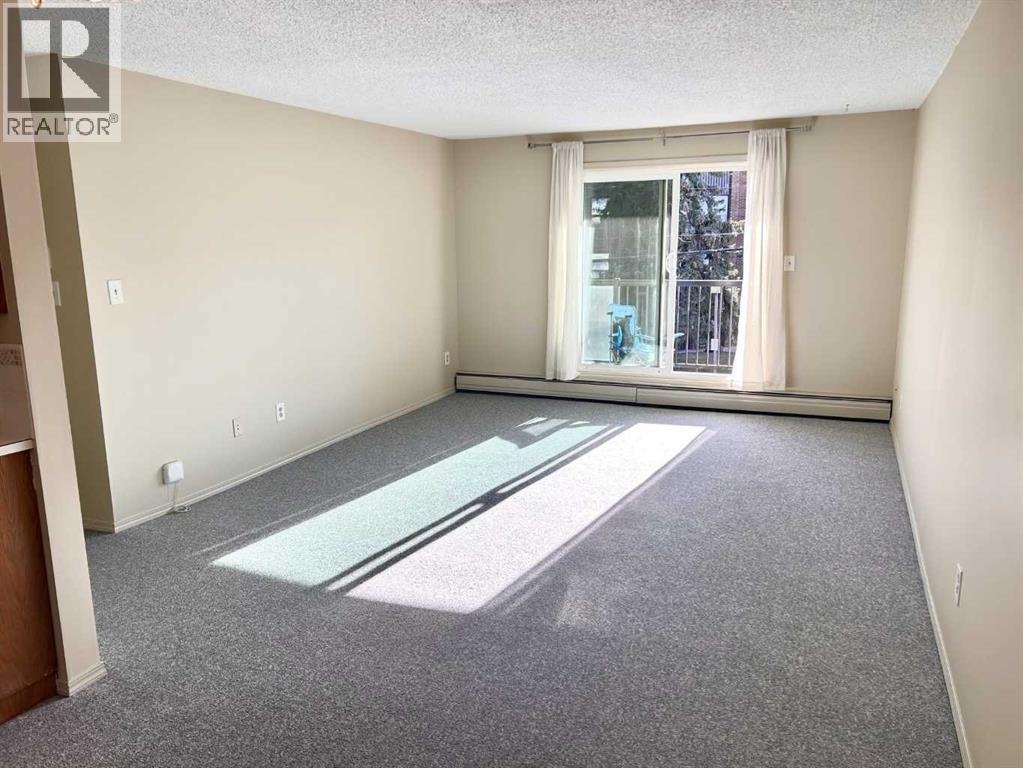 Apartment for Sale in 307, 617 56 Avenue SW|Calgary, Alberta T2V0G9 3