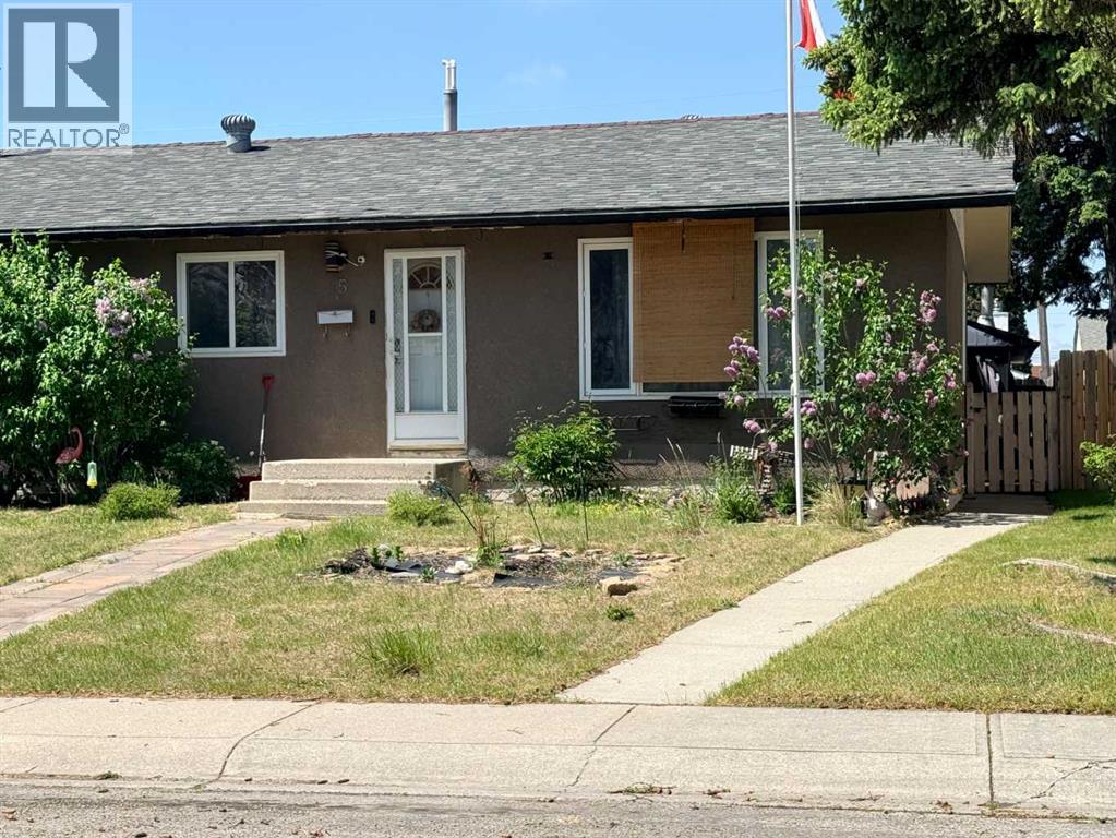 House for Sale in 15 Mardale Crescent NE|Calgary, Alberta T2A3V4