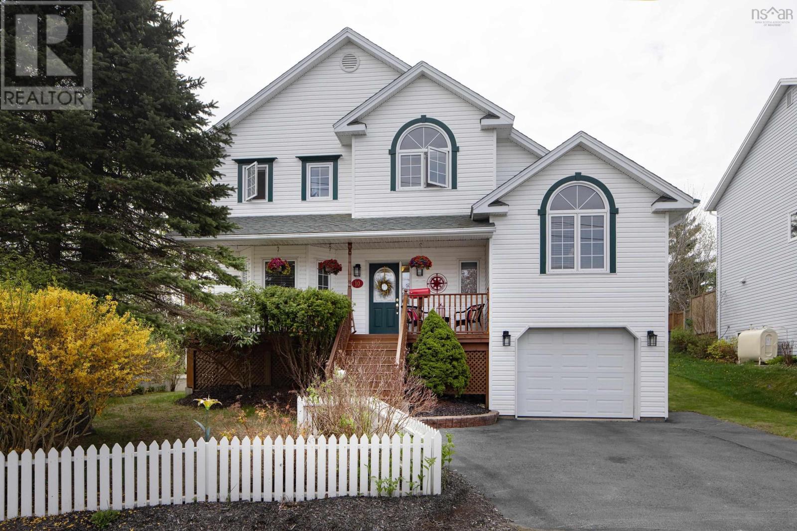 10 Blanchard Crescent