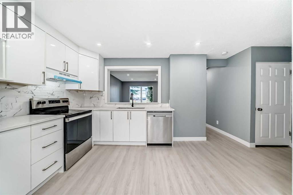 Row / Townhouse for Sale in 232 Marlborough Way NE|Calgary, Alberta T2A6R9 3