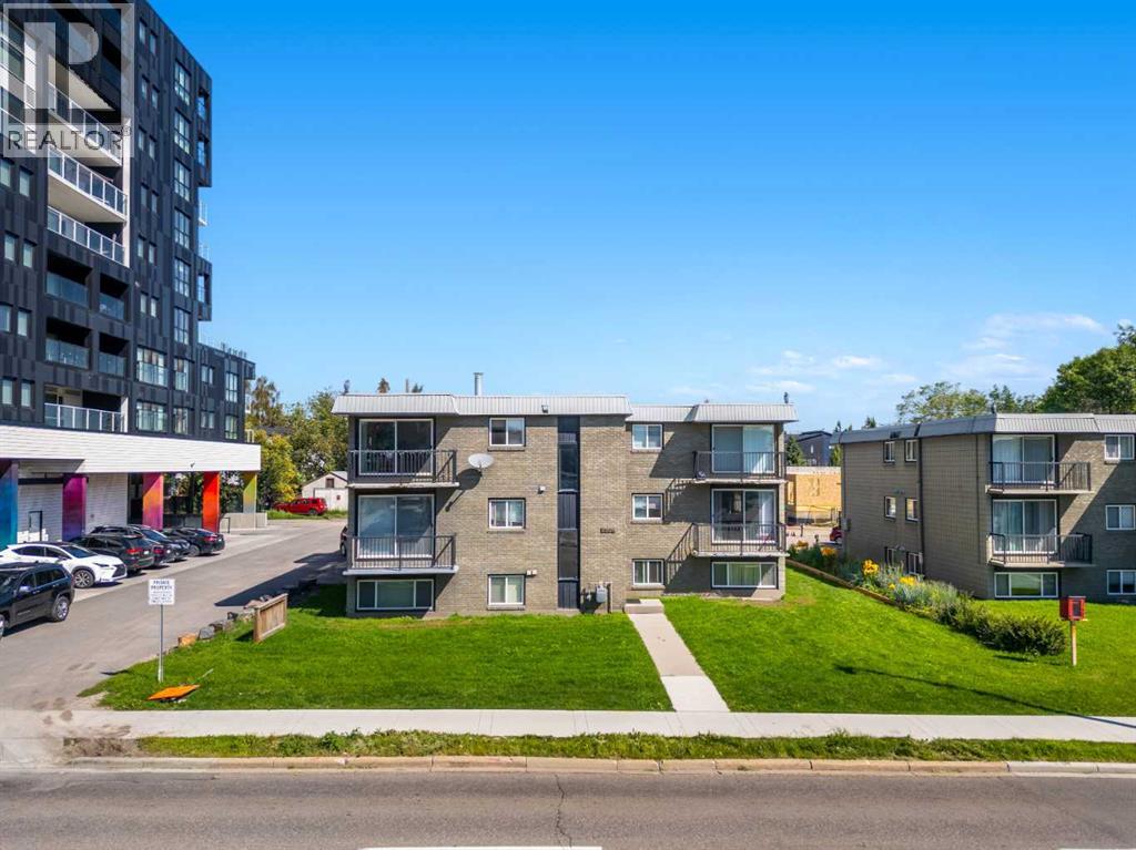 14, 2906 17 Avenue SW, Calgary, Alberta T3E0A9
