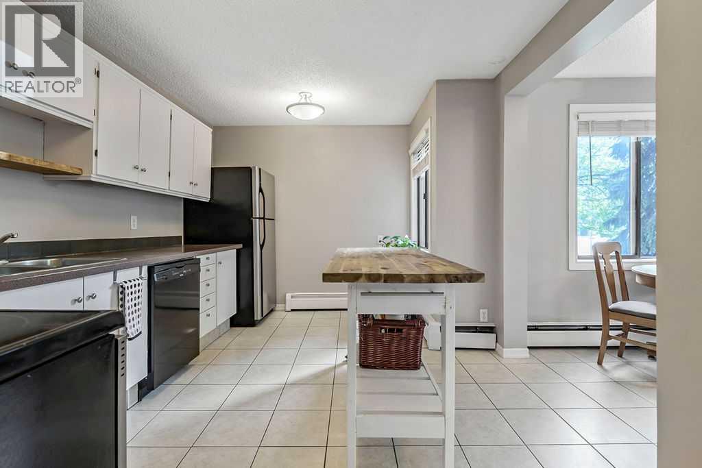 Apartment for Sale in 201, 618 2 Avenue NW|Calgary, Alberta T2N0E1 4