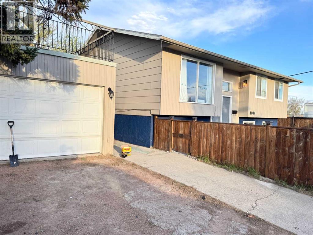 House for Sale in 4004 14 Avenue SE|Calgary, Alberta T2A6P8