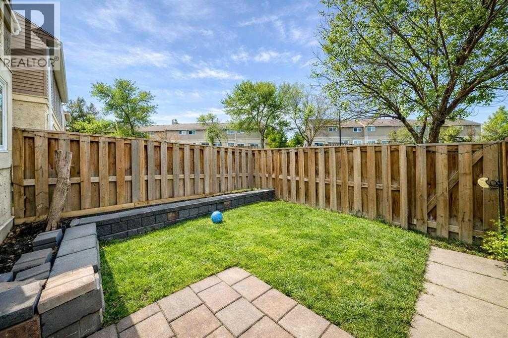 Row / Townhouse for Sale in 41, 5520 1 Avenue SE|Calgary, Alberta T2A5Z7 3