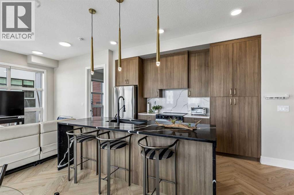 Apartment for Sale in 103, 330 Dieppe Drive SW|Calgary, Alberta T3E2L4 2