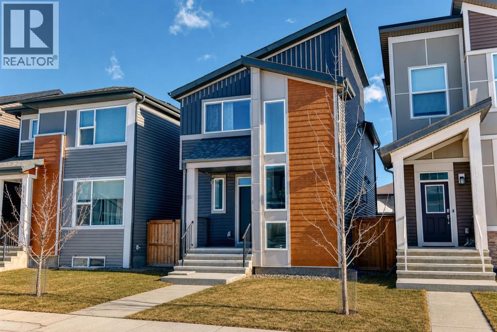 House for Sale in 108 Wolf Creek Manor SE|Calgary, Alberta T2X4A1