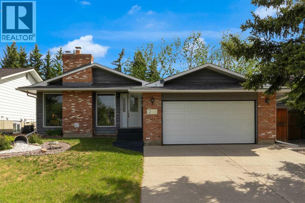 House for Sale in 316 Norseman Road NW|Calgary, Alberta T2K5M5
