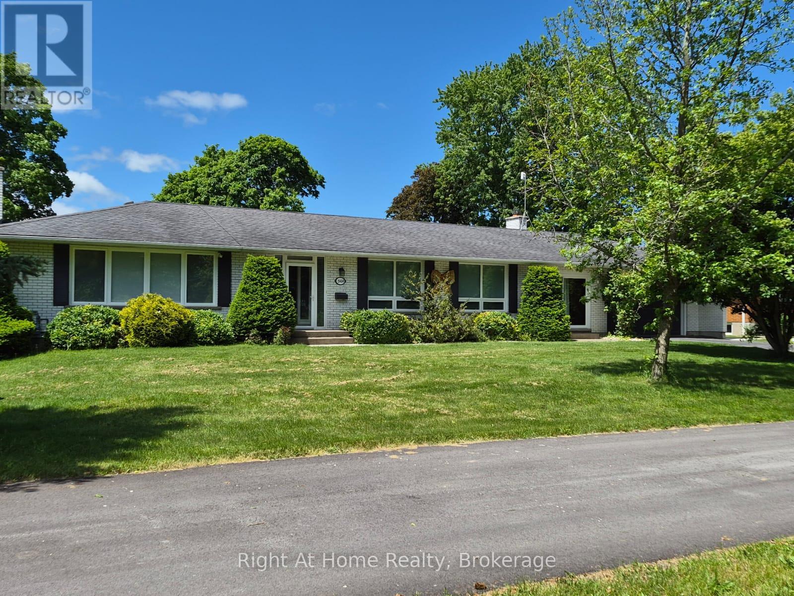 For sale: 15414 NIAGARA PARKWAY, Niagara-on-the-Lake (River