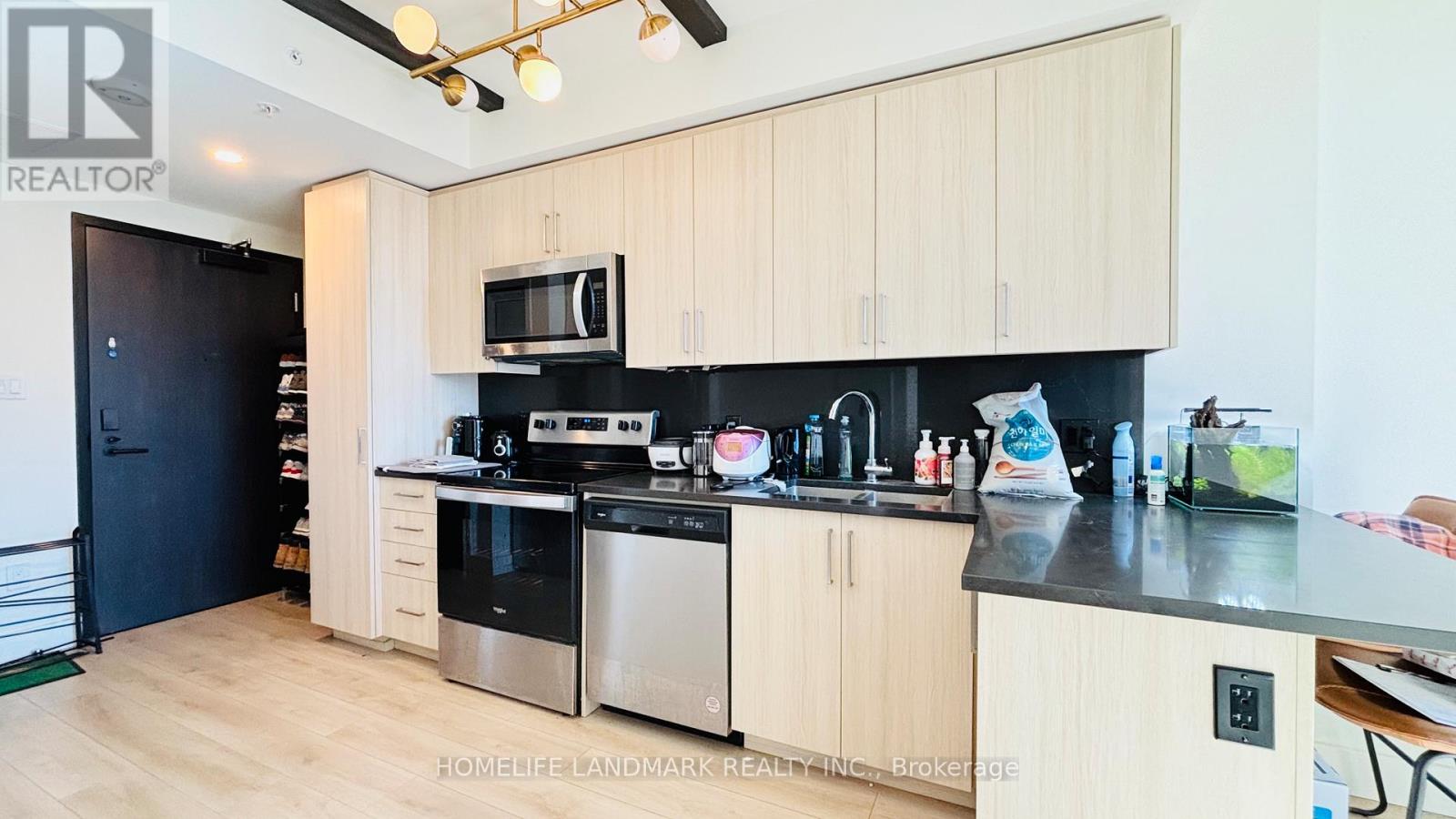 1536 - 145 COLUMBIA STREET W, Waterloo, Ontario N2L0K7