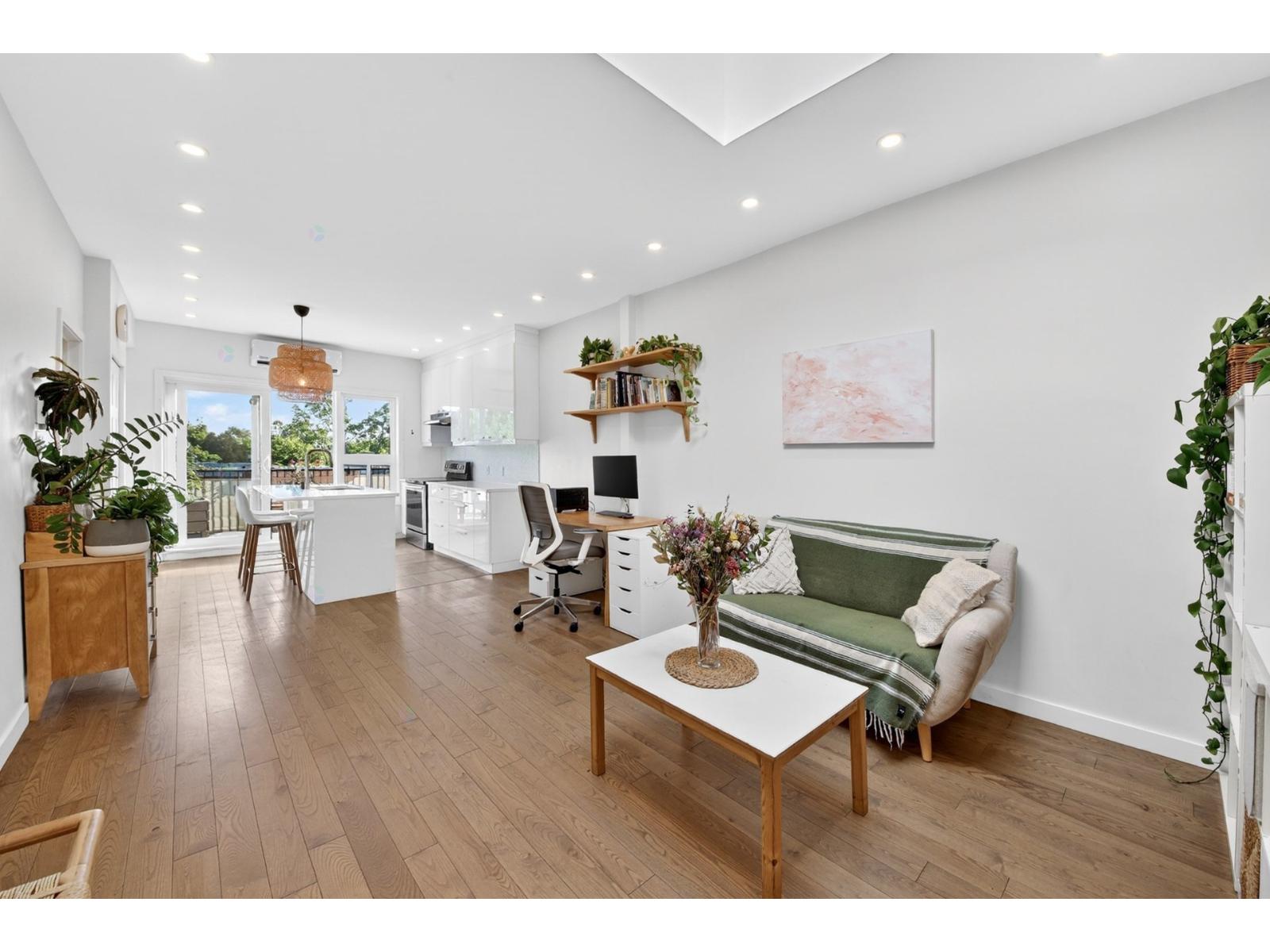 5677A 14e Avenue, Montréal (Rosemont/La Petite-Patrie), Quebec H1X2W3