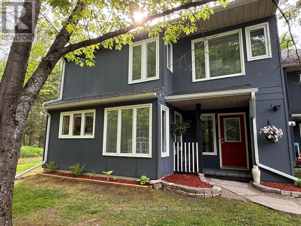 4 - 1551 HIDDEN VALLEY ROAD