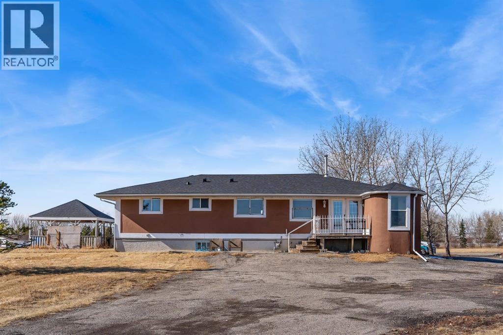 House for Sale in 250257 Conrich Road|Rural Rocky View County, Alberta T1Z0C3 3
