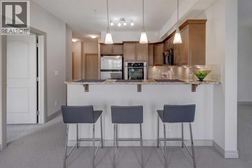 Apartment for Sale in 220, 70 Royal Oak Plaza NW|Calgary, Alberta T3G0C1 3