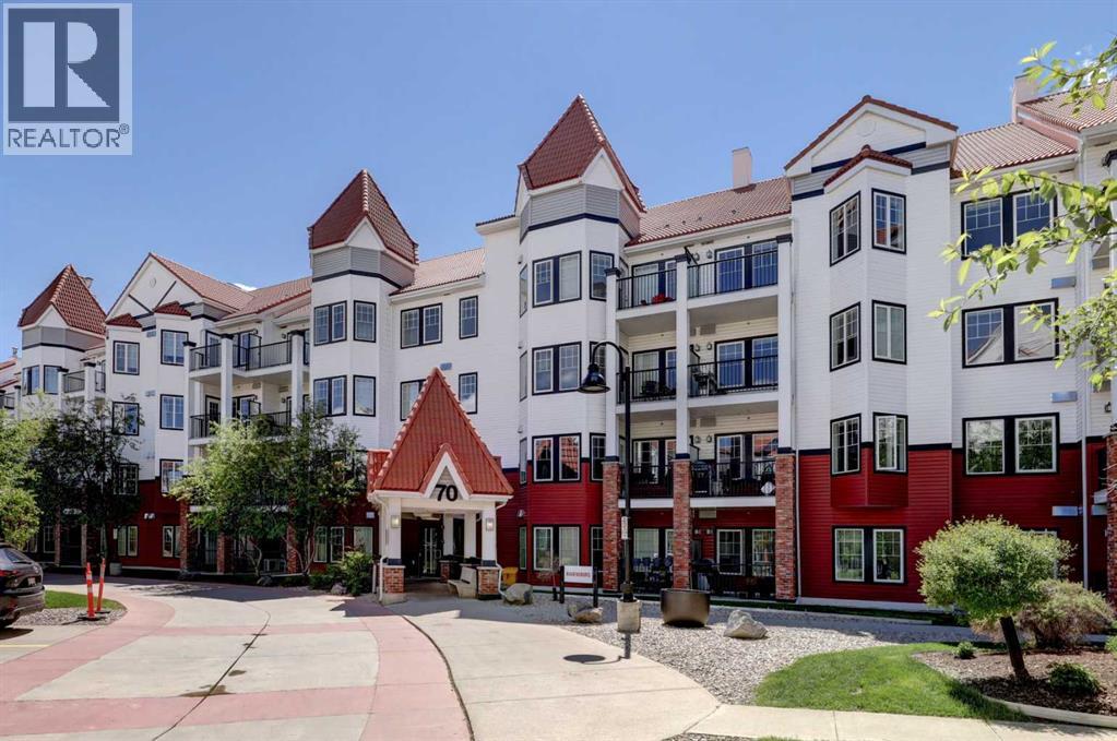 Apartment for Sale in 220, 70 Royal Oak Plaza NW|Calgary, Alberta T3G0C1