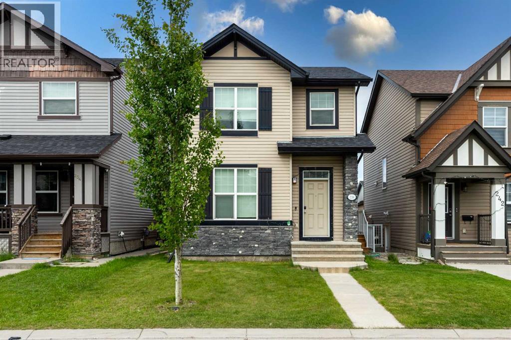House for Sale in 238 Skyview Point Road NE|Calgary, Alberta T3N0K6