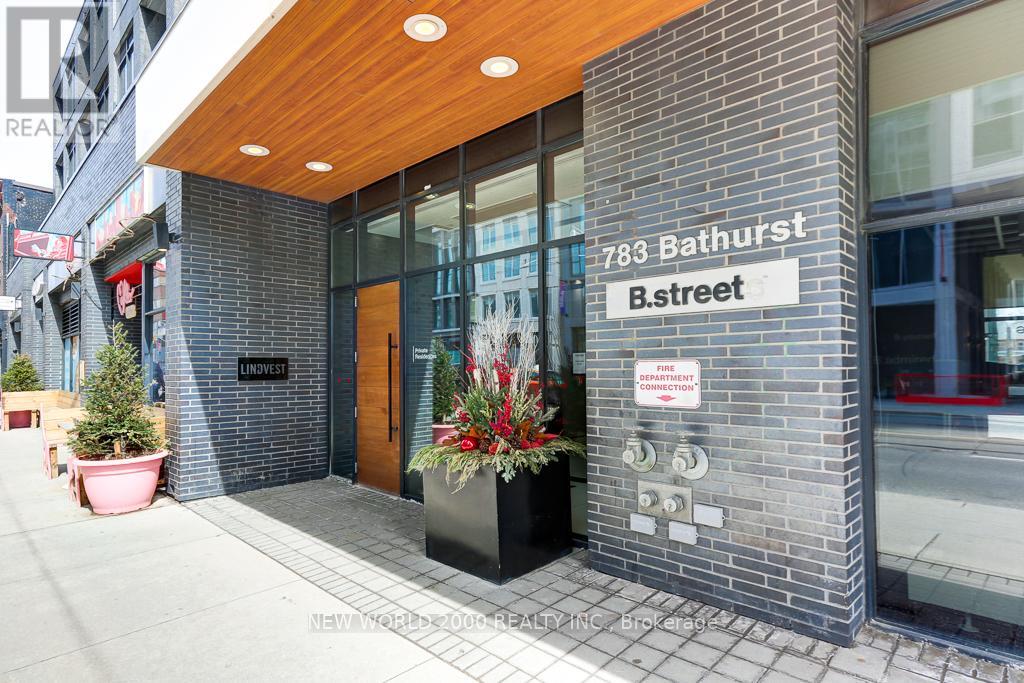 614 - 783 BATHURST STREET, Toronto (University), Ontario M5S0A8