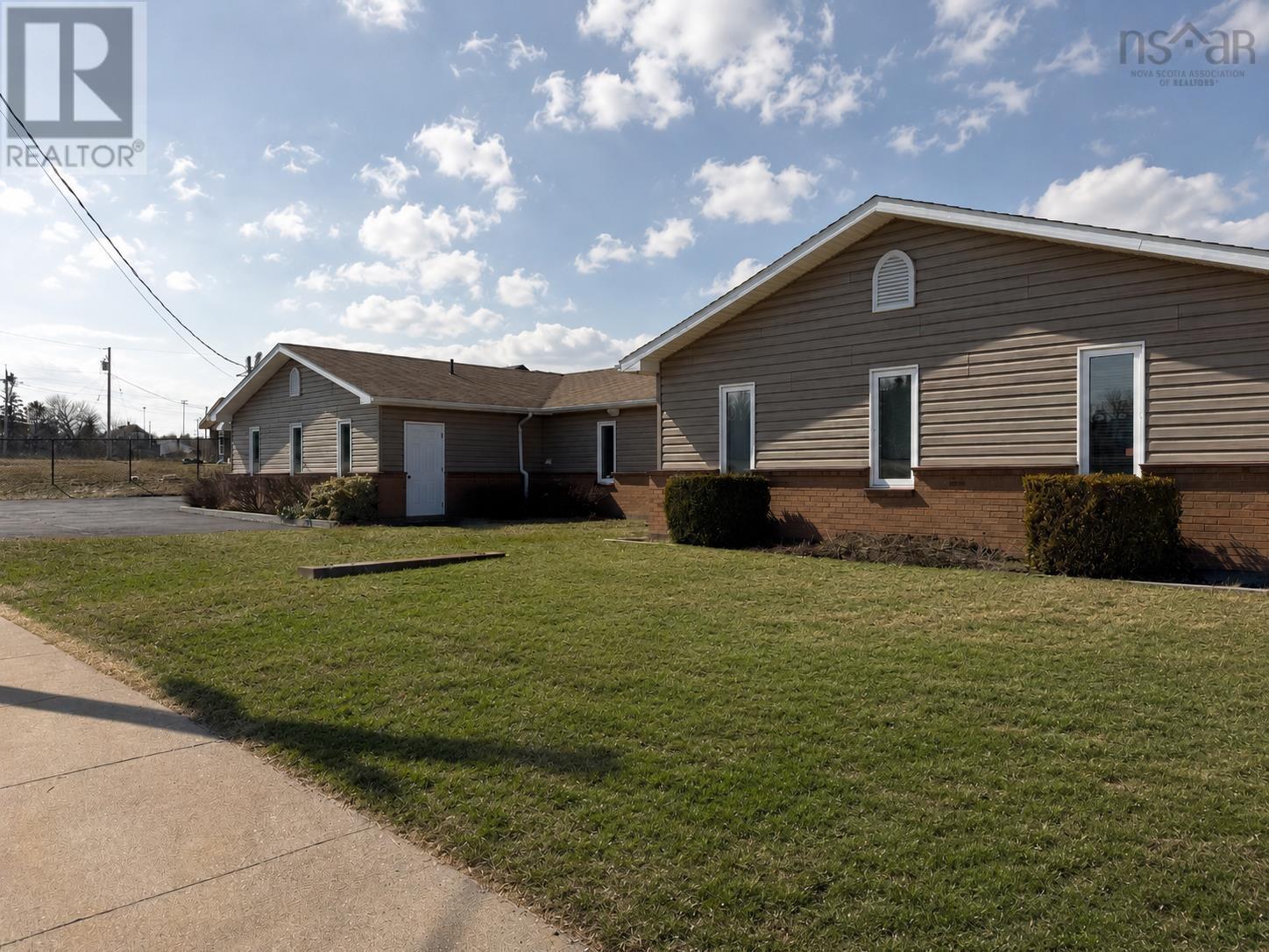 507 King Street, New Waterford, Nova Scotia B1H3Y8
