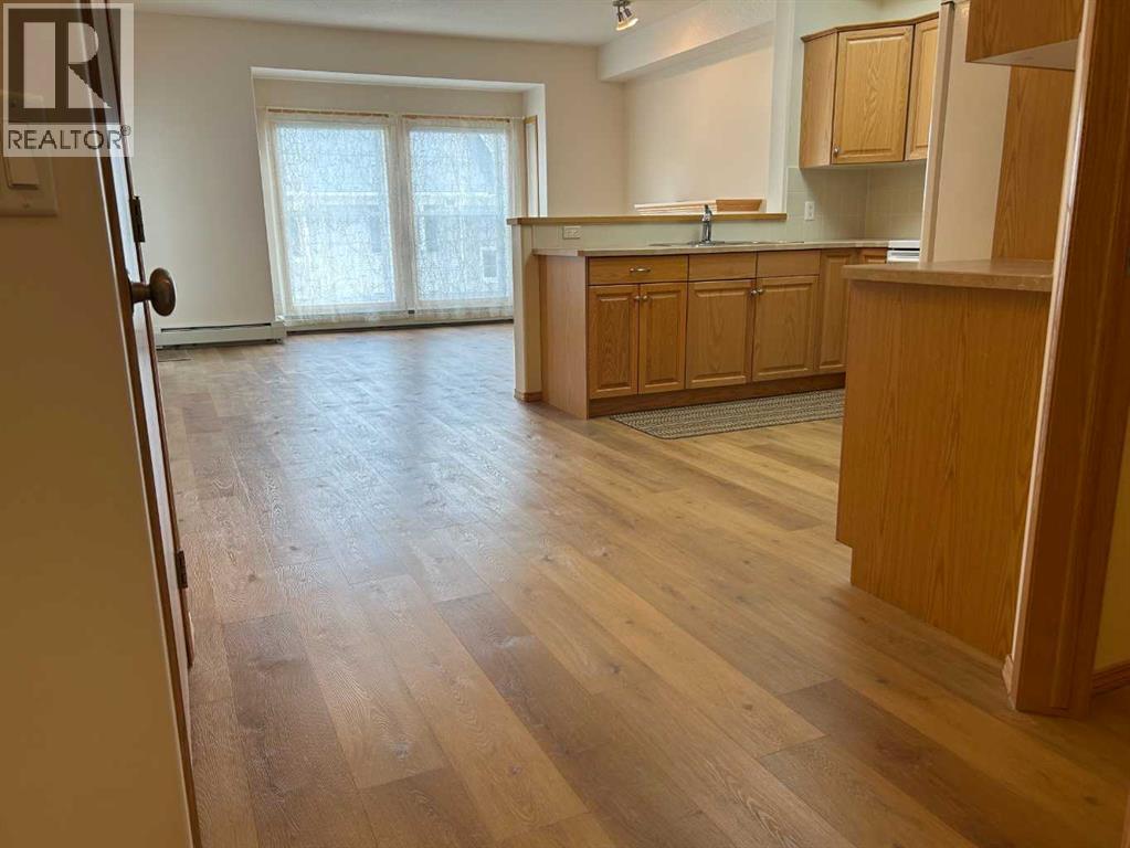 Apartment for Sale in 2458, 151 Country Village Road NE|Calgary, Alberta T3K5X5 5