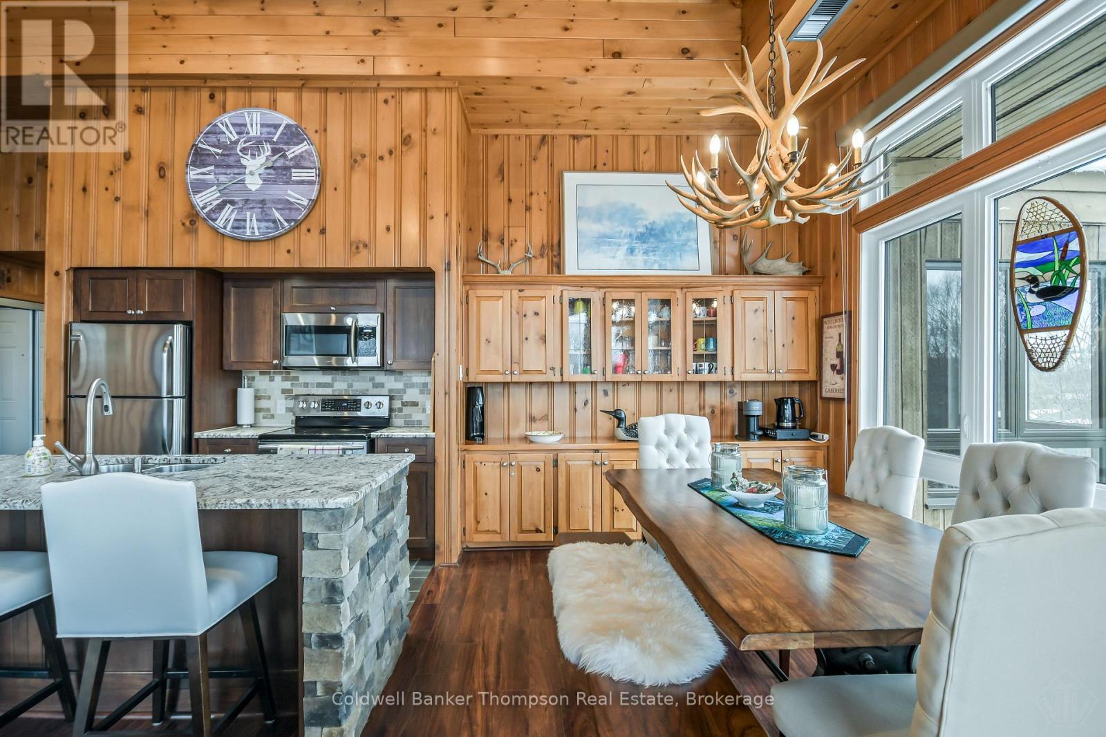 22-301 OAKRIDGE DEERHURST DRIVE