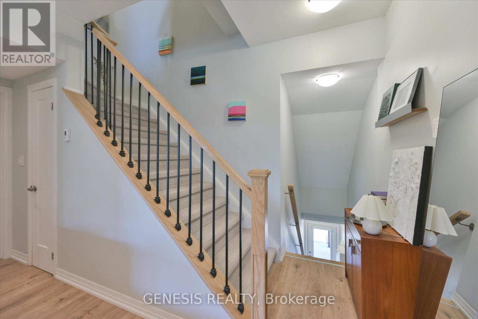 Row / Townhouse for Sale in 243 - 1145 JOURNEYMAN LANE E|Mississauga (Clarkson), Ontario L5J0B5 5
