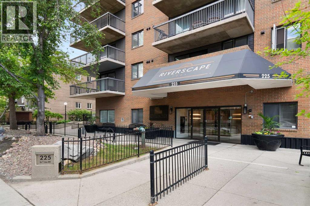 Apartment for Sale in 902, 225 25 Avenue SW|Calgary, Alberta T2S2V2 2