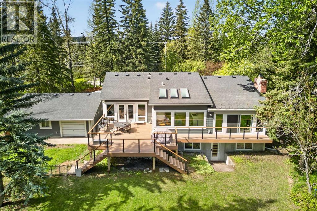 House for Sale in 7136 Bow Crescent NW|Calgary, Alberta T3B2B9 4