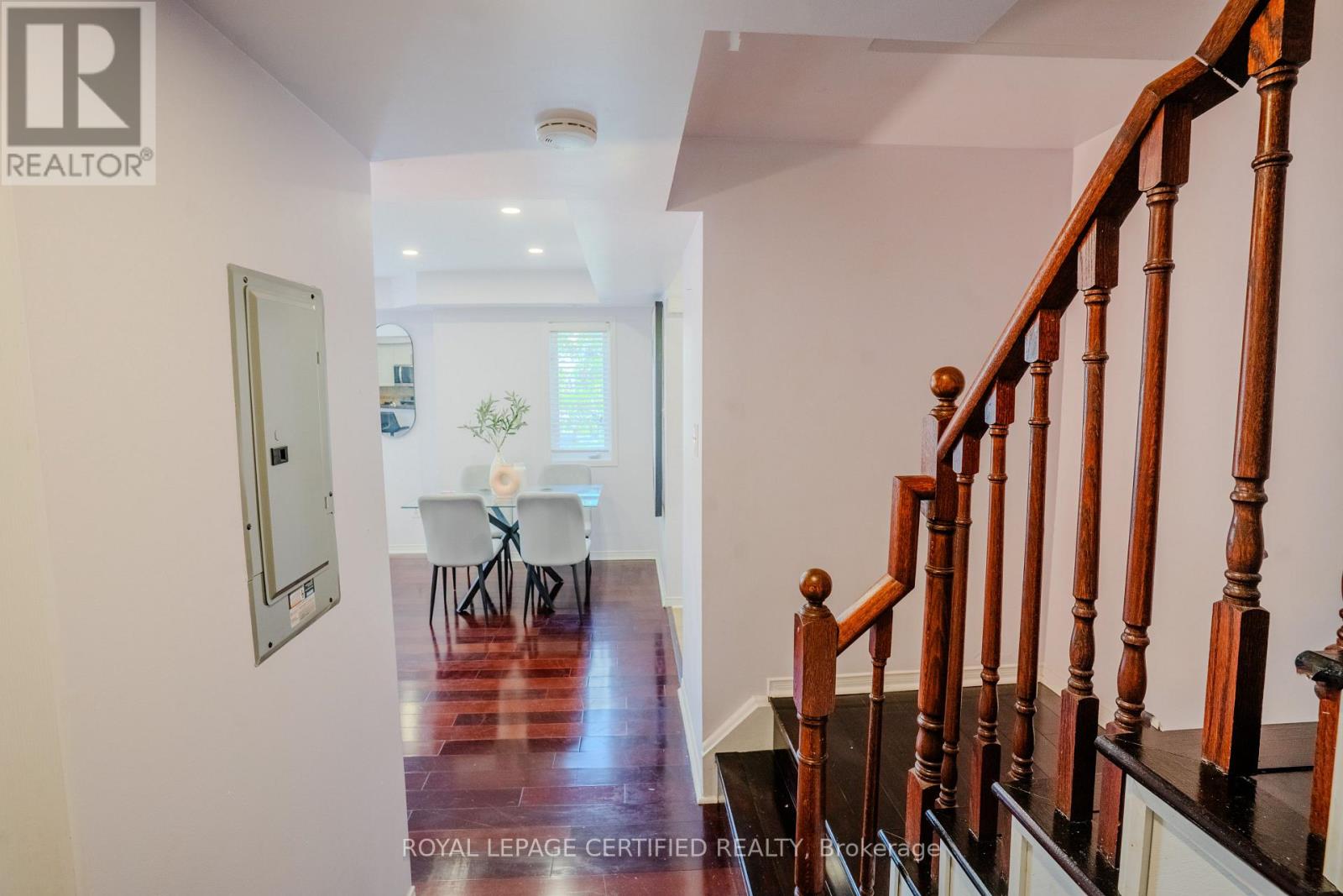 Row / Townhouse for Sale in 353 - 4975 SOUTHAMPTON DRIVE|Mississauga (Churchill Meadows), Ontario L5M8C8 3