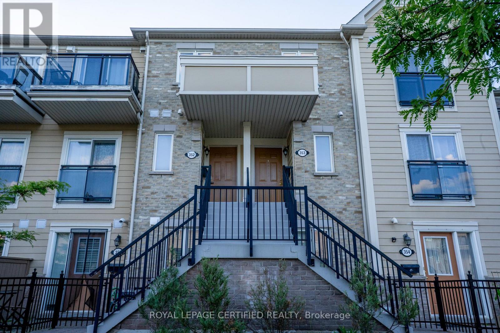 Row / Townhouse for Sale in 353 - 4975 SOUTHAMPTON DRIVE|Mississauga (Churchill Meadows), Ontario L5M8C8