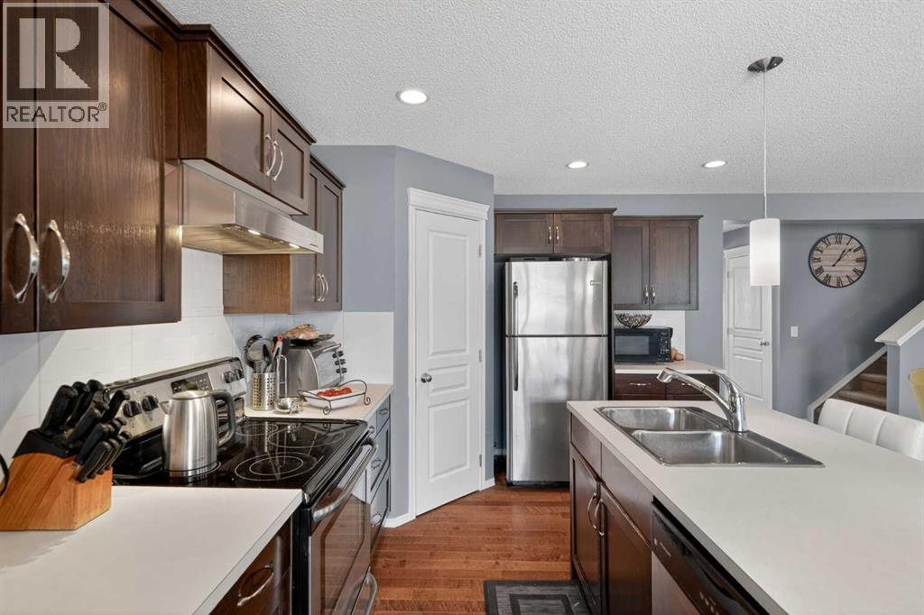 House for Sale in 101 Elgin Meadows Manor SE|Calgary, Alberta T2Z0M5 5