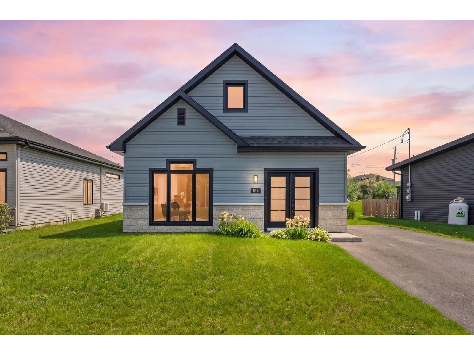 542 Rue de la Coulée, Nicolet, Quebec J3T0B1