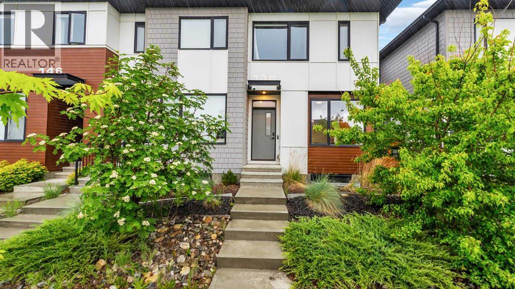 Row / Townhouse for Sale in 138 Homestead Boulevard NE|Calgary, Alberta T3J2G8