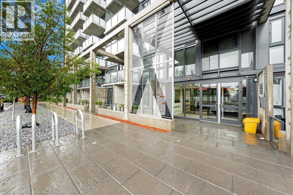 Apartment for Sale in 310, 327 9A Street NW|Calgary, Alberta T2N1T7 3