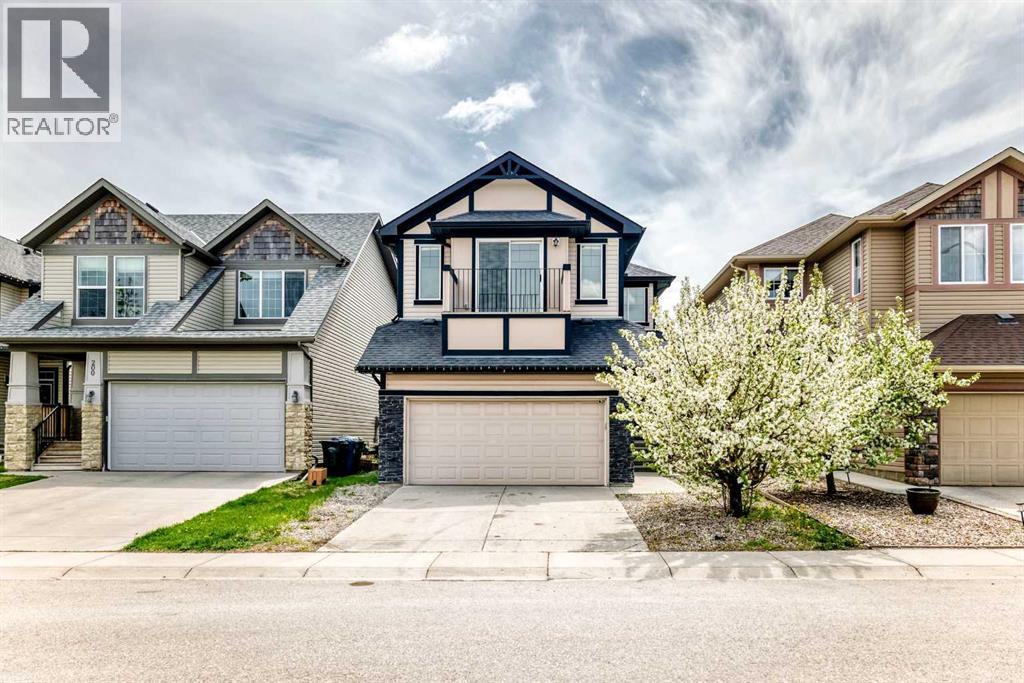 House for Sale in 196 Cranberry Circle SE|Calgary, Alberta T3M0N8