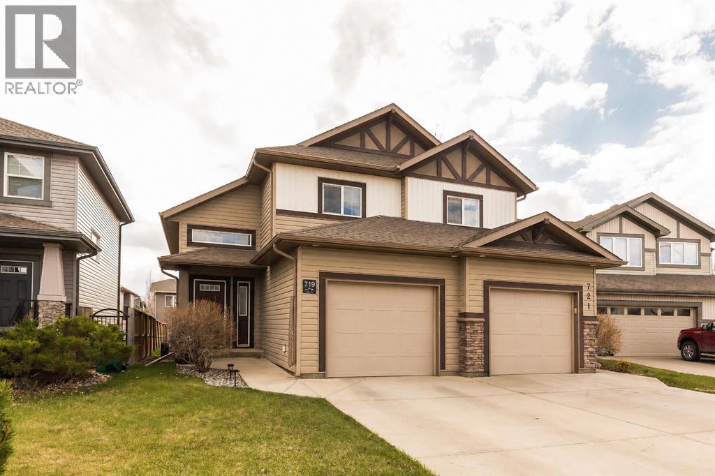 719 Silkstone Close W, Lethbridge, Alberta T1J4B9