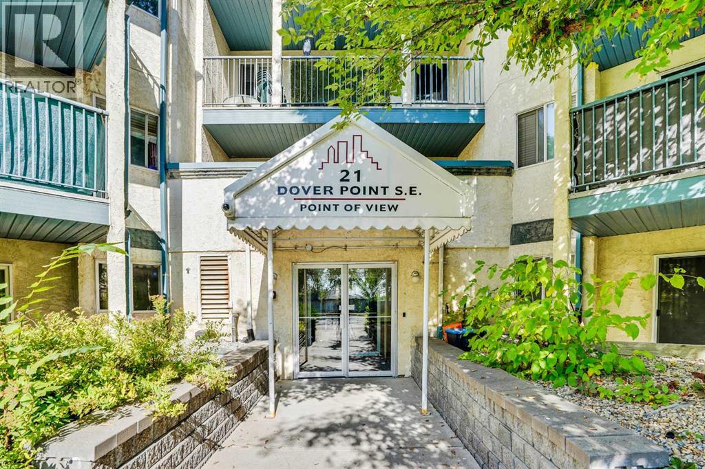Apartment for Sale in 203, 21 Dover Point SE|Calgary, Alberta T2B3K4 5