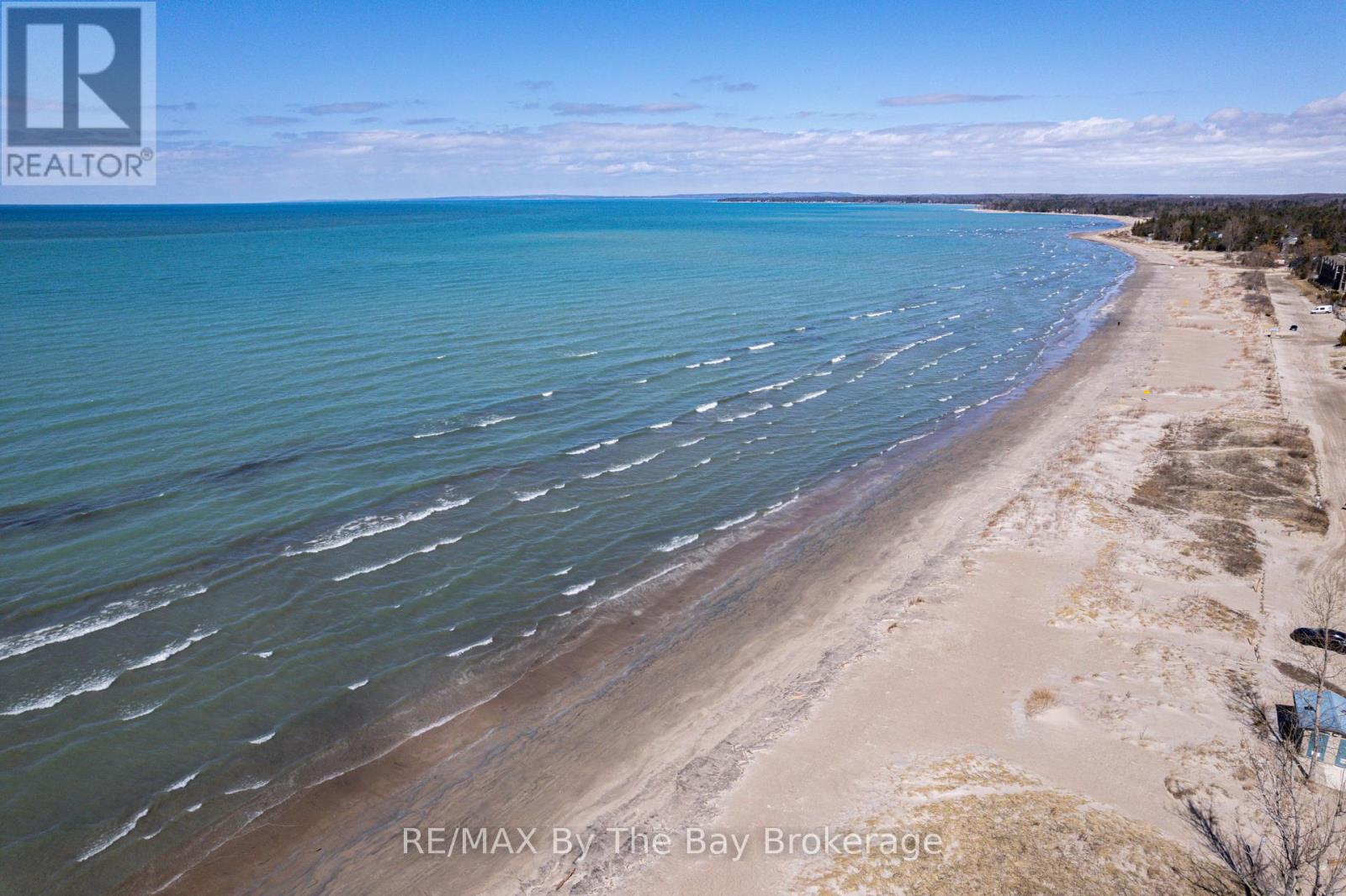 For sale: 278 COASTLINE DRIVE, Wasaga Beach, Ontario L9Z2M4