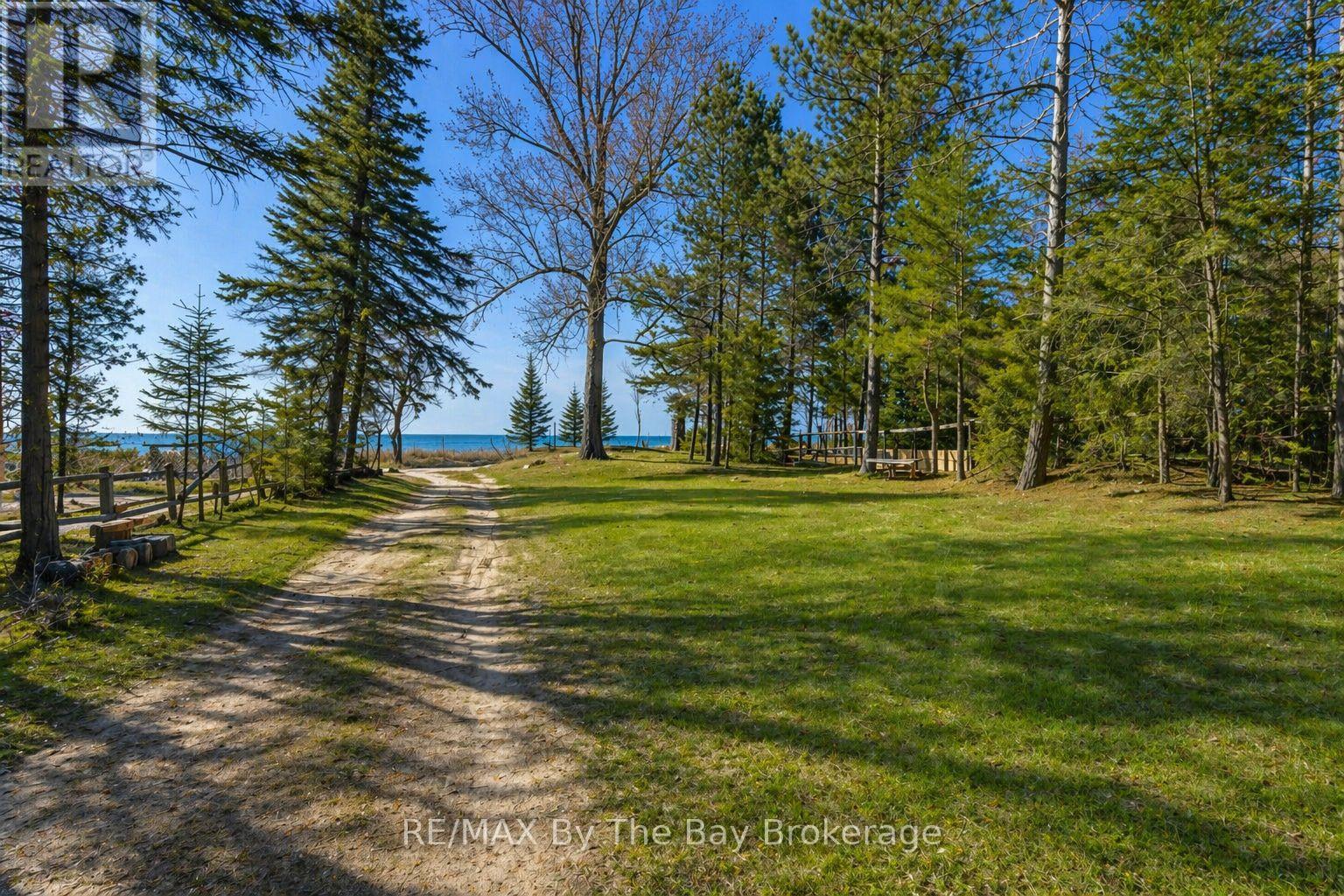 For sale: 278 COASTLINE DRIVE, Wasaga Beach, Ontario L9Z2M4