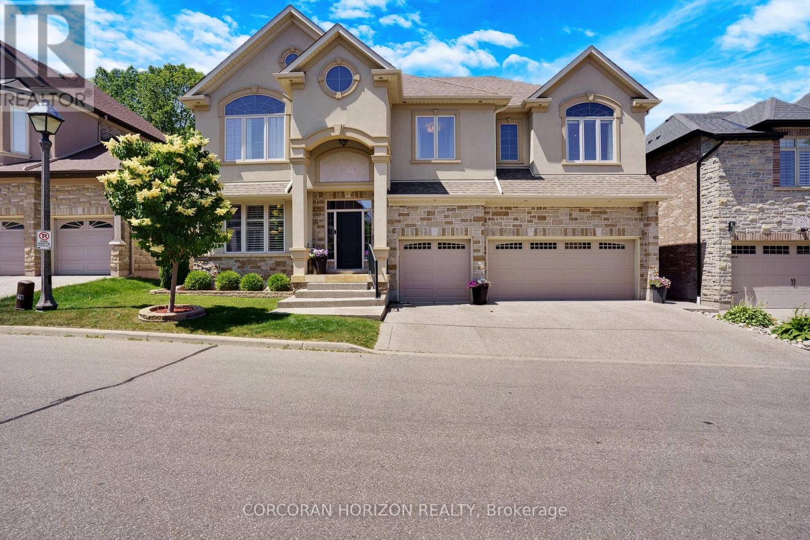 8 - 258 EDGEWATER CRESCENT