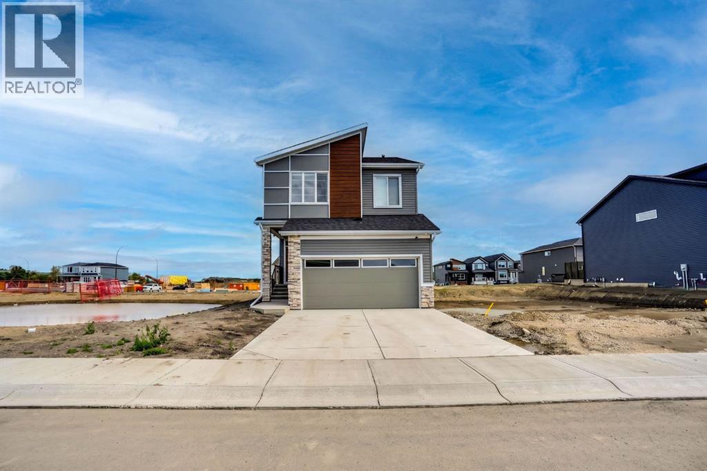House for Sale in 101 Wolf Hollow Terrace SE|Calgary, Alberta T2X6C5 2