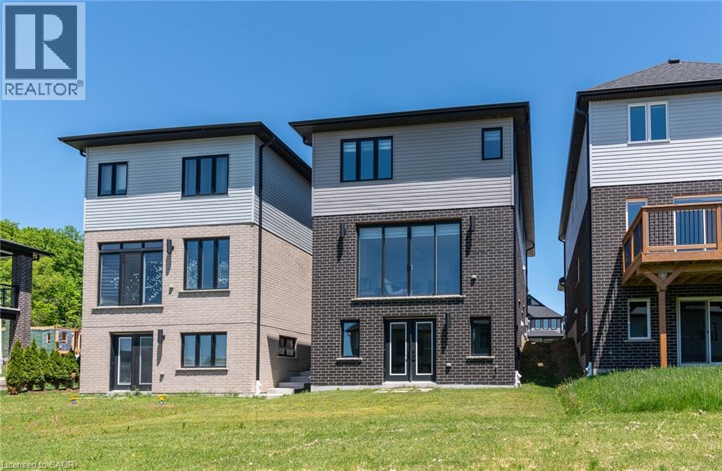 For sale: 508 NATHALIE Crescent, Kitchener, Ontario N2E0H8