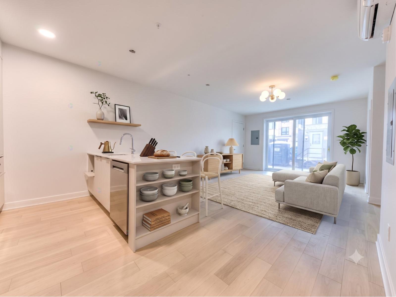 200 Av. Louis-Lévesque, #116, Otterburn Park, Quebec J0H0S2