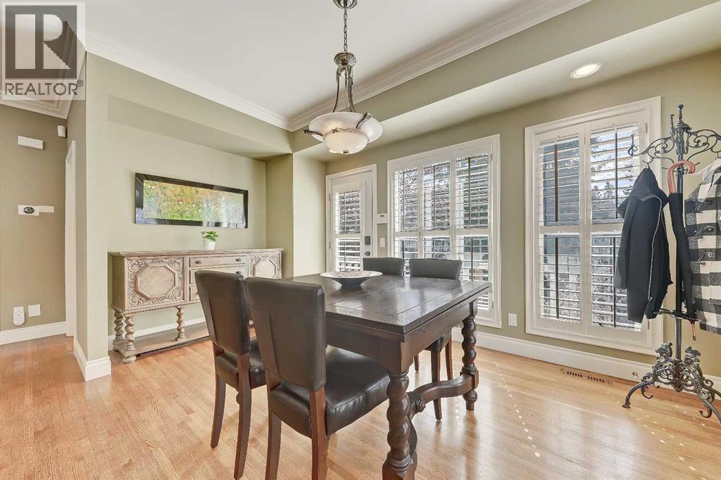Row / Townhouse for Sale in 446 Killarney Glen Court SW|Calgary, Alberta T3E7H4 5