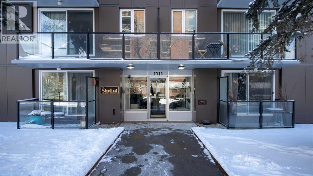 302, 1111 15 Avenue SW, Calgary, Alberta T2R0S5